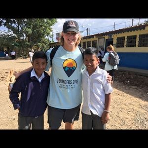 Meet your Posher, Harrison